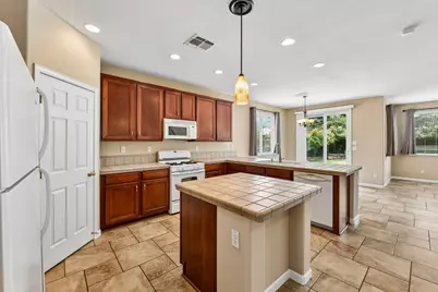 4395 Niobe Circle, Rancho Cordova, CA 95742 - Photo 6