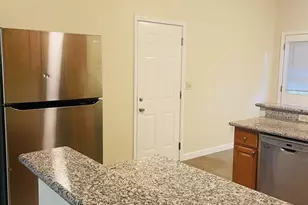 2195 57th St, Sacramento, CA 95817 - Photo 18