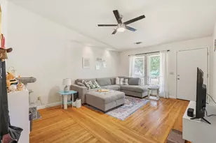 2195 57th St, Sacramento, CA 95817 - Photo 2
