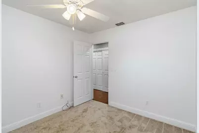 4214 Thornhill Drive, Sacramento, CA 95826 - Photo 20