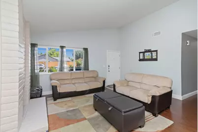 4214 Thornhill Drive, Sacramento, CA 95826 - Photo 6