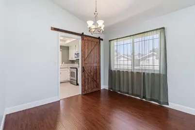 4214 Thornhill Drive, Sacramento, CA 95826 - Photo 10