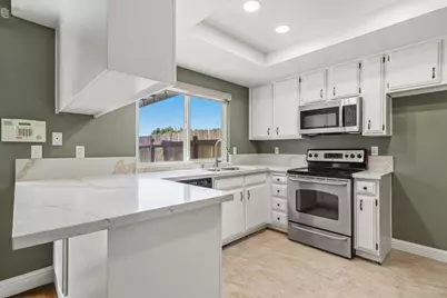 4214 Thornhill Drive, Sacramento, CA 95826 - Photo 16