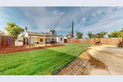 2045 Miller Avenue, Modesto, CA 95354 - Photo 16