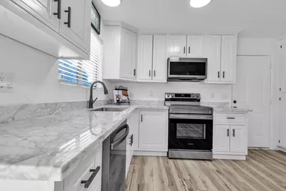 766 E Frisbee Lane, French Camp, CA 95231 - Photo 32