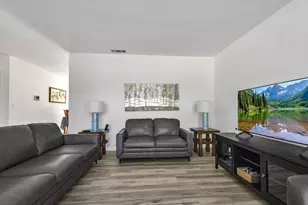 766 E Frisbee Ln, French Camp, CA 95231 - Photo 20