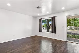 2418 E Park St, Stockton, CA 95205 - Photo 6