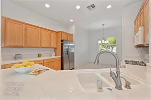 2723 Granite Park Ln, Elk Grove, CA 95758 - Photo 12