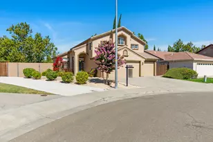 2125 Alfred George Ct, Tracy, CA 95377 - Photo 2