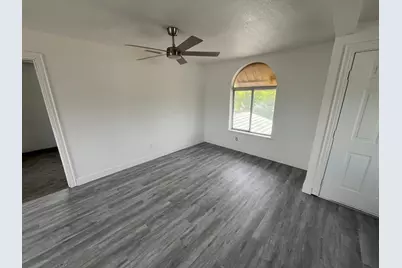 2332 Green St, Sacramento, CA 95815 - Photo 12