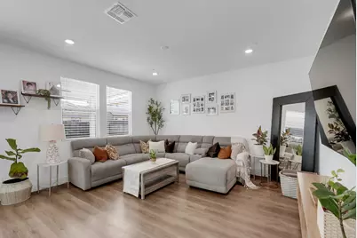 16369 Malibu Drive, Lathrop, CA 95330 - Photo 6