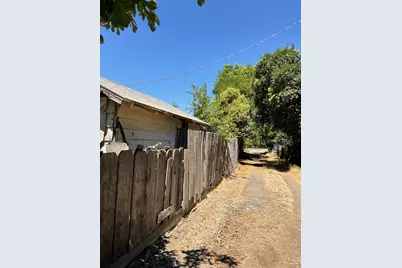 303 Plainsburg Road, Planada, CA 95365 - Photo 18
