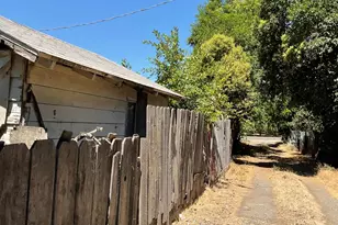 303 Plainsburg Rd, Planada, CA 95365 - Photo 18