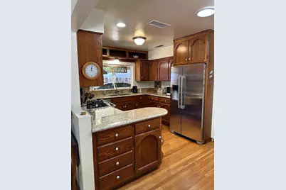 928 Hackberry Avenue, Modesto, CA 95350 - Photo 14