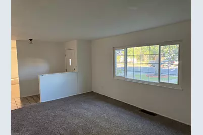 2302 Monte Carlo Avenue, Modesto, CA 95350 - Photo 8