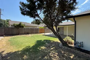 2302 Monte Carlo Ave, Modesto, CA 95350 - Photo 20