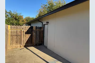 2302 Monte Carlo Avenue, Modesto, CA 95350 - Photo 14