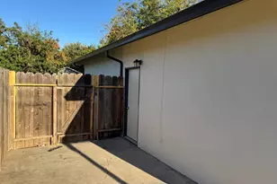 2302 Monte Carlo Ave, Modesto, CA 95350 - Photo 14