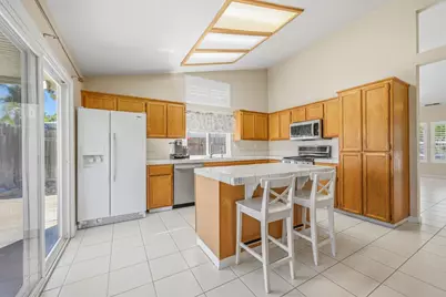 9191 Morgan Point Court, Elk Grove, CA 95624 - Photo 18