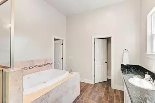 3063 Donner Way, Sacramento, CA 95817 - Photo 32