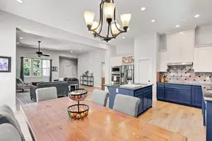 3063 Donner Way, Sacramento, CA 95817 - Photo 24
