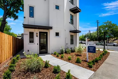 2031 30th Street, Sacramento, CA 95817 - Photo 2