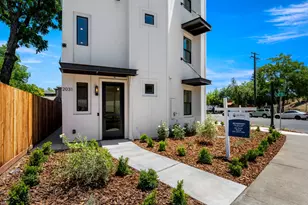 2031 30th St, Sacramento, CA 95817 - Photo 2