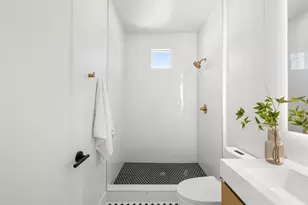 2031 30th St, Sacramento, CA 95817 - Photo 24