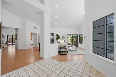 400 Hersham Court, Roseville, CA 95661 - Photo 2