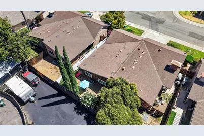 7700 Harvest Woods Drive, Sacramento, CA 95828 - Photo 30