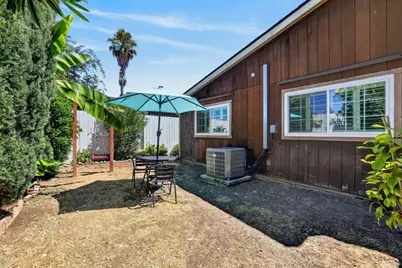 7700 Harvest Woods Drive, Sacramento, CA 95828 - Photo 28