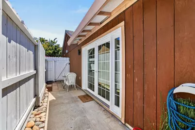 7700 Harvest Woods Drive, Sacramento, CA 95828 - Photo 24