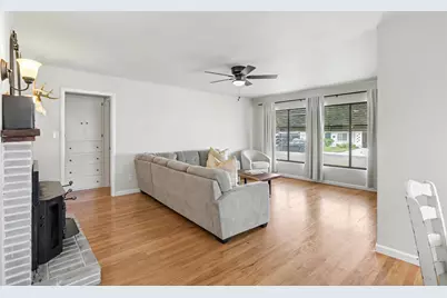228 Lois Avenue, Galt, CA 95632 - Photo 4