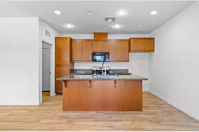 737 Fume Blanc Court, Los Banos, CA 93635 - Photo 8