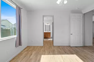 737 Fume Blanc Ct, Los Banos, CA 93635 - Photo 26