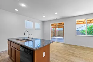 737 Fume Blanc Ct, Los Banos, CA 93635 - Photo 16