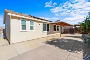 737 Fume Blanc Ct, Los Banos, CA 93635 - Photo 4