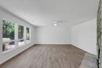 1150 E South Bear Creek Drive, Merced, CA 95340 - Photo 18