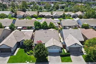 7441 Chatsworth Cir, Elk Grove, CA 95757 - Photo 34