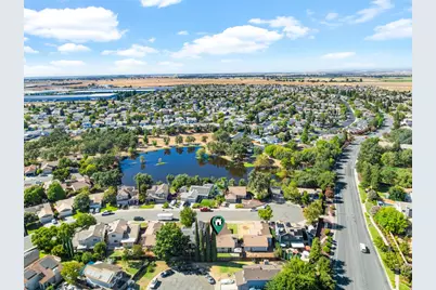 2410 Forest Oaks Court, Lincoln, CA 95648 - Photo 2
