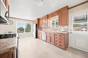 239 Cleary Dr, Auburn, CA 95603 - Photo 8