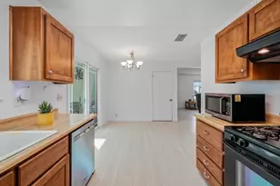 6708 Waxwing Way, Sacramento, CA 95842 - Photo 20