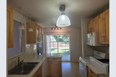6209 Claussen Way, North Highlands, CA 95660 - Photo 18