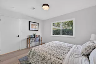 3845 Lynwood Way, Sacramento, CA 95864 - Photo 38
