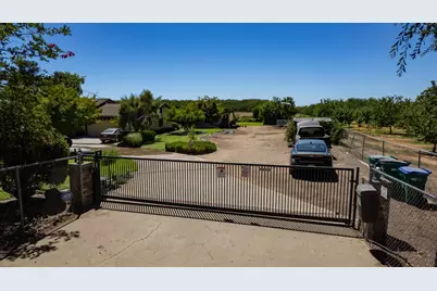 24333 E Highway 26, Linden, CA 95236 - Photo 82