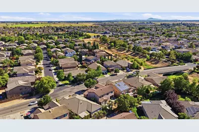 5423 McLean Drive, Elk Grove, CA 95757 - Photo 66