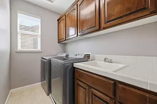 5423 McLean Dr, Elk Grove, CA 95757 - Photo 50