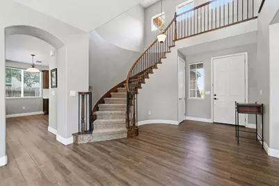 5423 McLean Drive, Elk Grove, CA 95757 - Photo 1