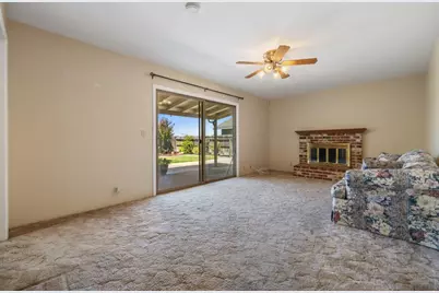 14901 Pueblo Drive, Manteca, CA 95336 - Photo 16