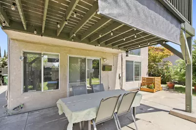 8120 Village Brook Way, Elk Grove, CA 95758 - Photo 46